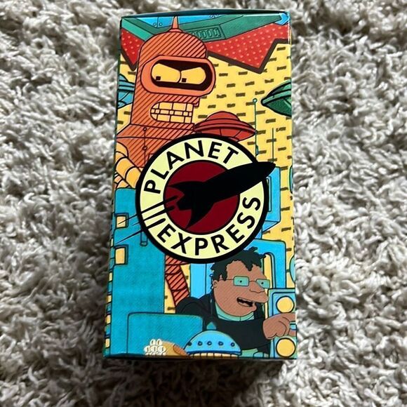 NIB Qmx Mini Masters Futurama Planet Express Spaceship Model - Loot Crate Exclus - Picture 4 of 8